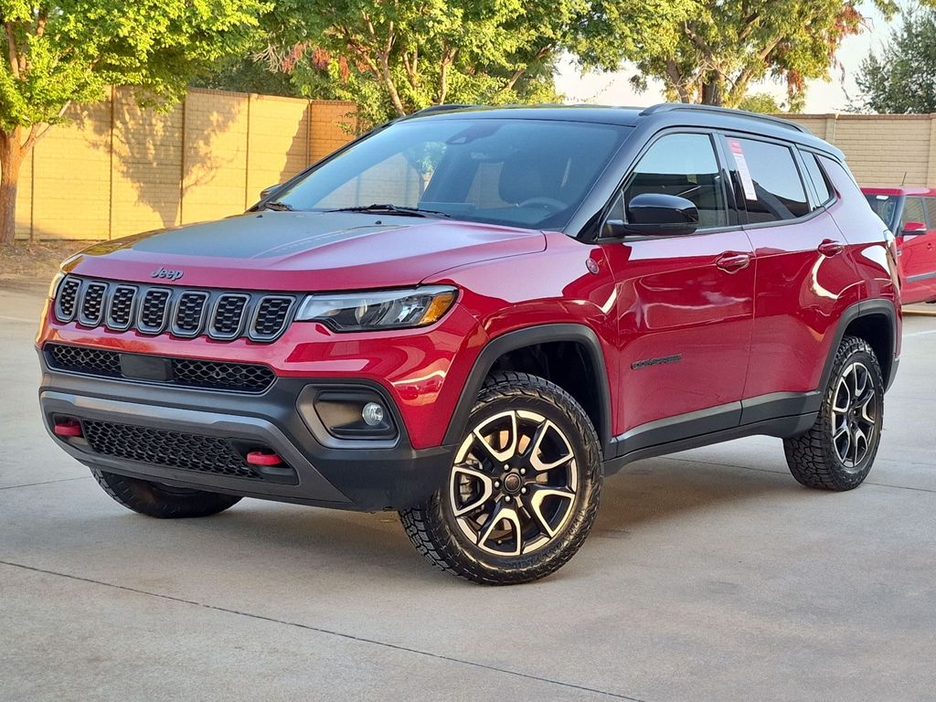 Used 2025 Jeep Compass Trailhawk