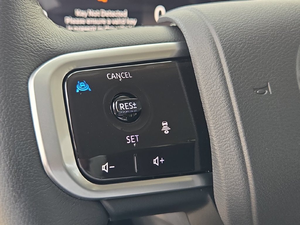 2026 Nissan Armada SV - Photo 25