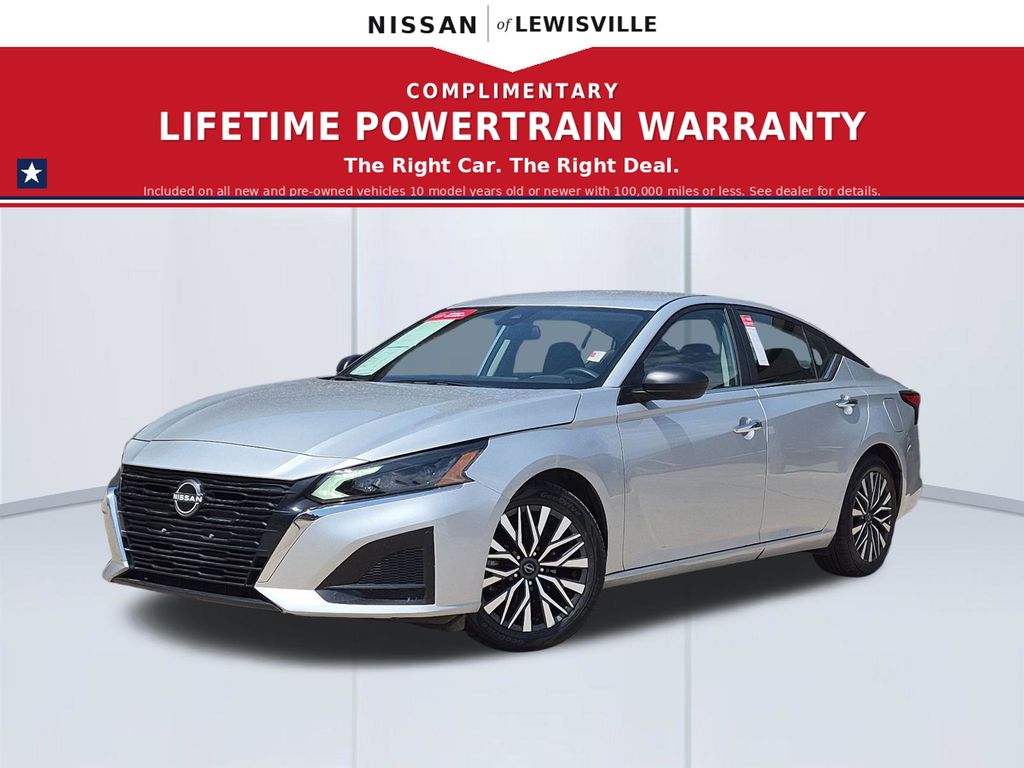 2025 Nissan Altima