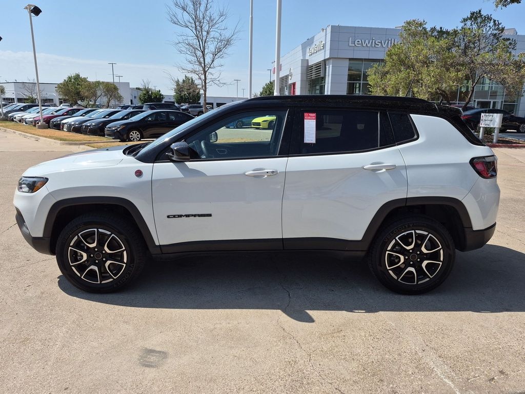 Used 2025 Jeep Compass Trailhawk SUV