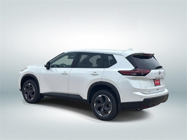 2026 Nissan Rogue SV photo 4