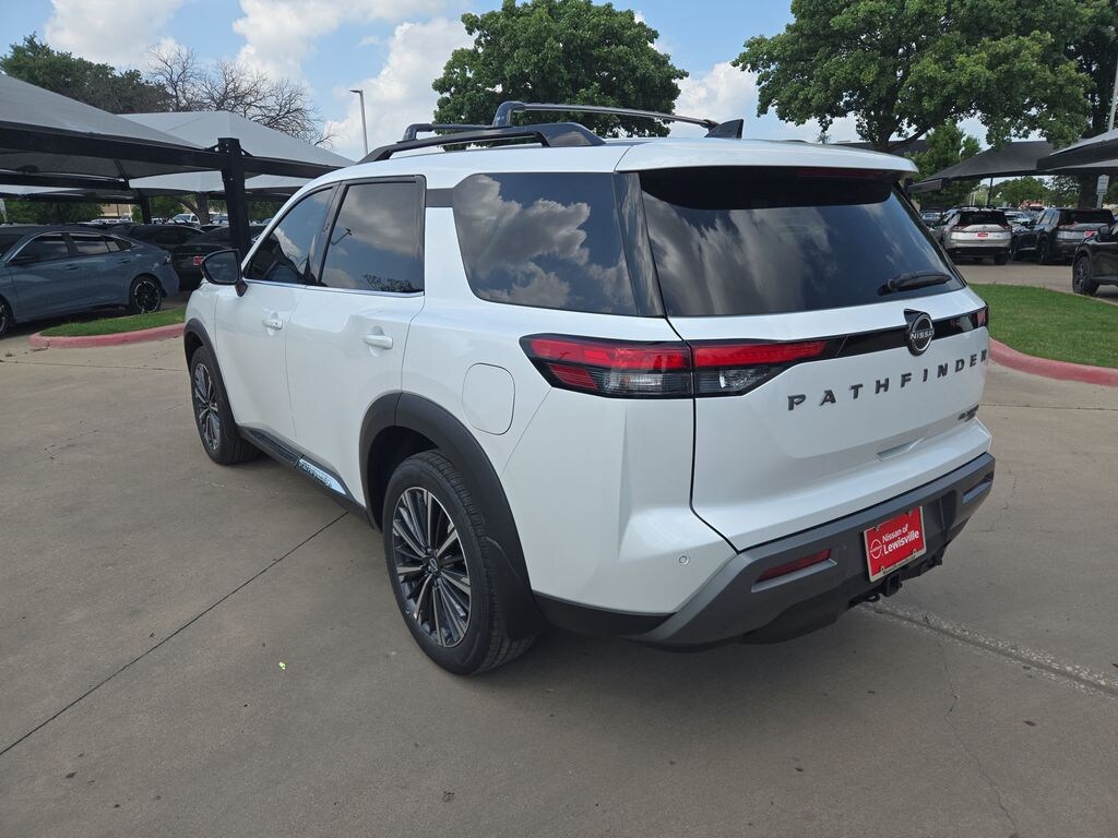 New 2026 Nissan Pathfinder Platinum SUV