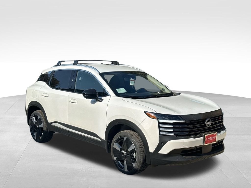 New 2026 Nissan Kicks SR SUV