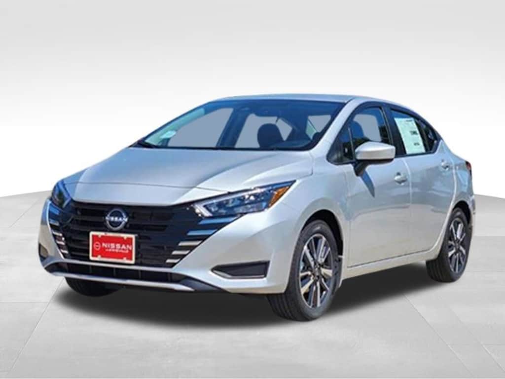 New 2025 Nissan Versa 1.6 SV Sedan
