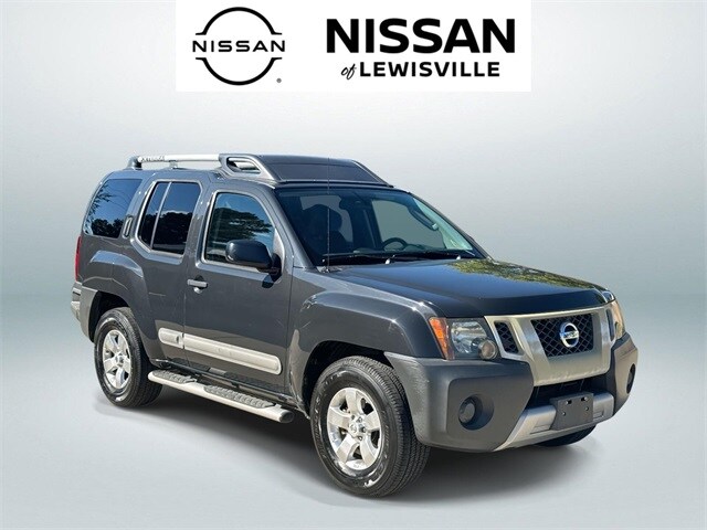 2012 Nissan Xterra S photo 2