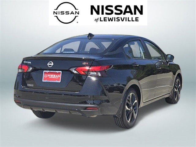 2025 Nissan Versa 1.6 SR photo 4
