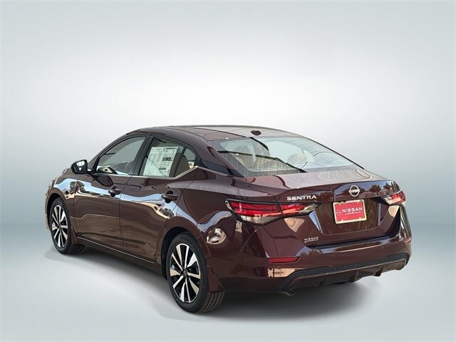 2025 Nissan Sentra SV photo 4