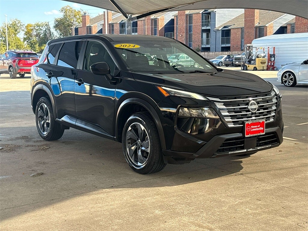 2024 Nissan Rogue SV photo 2