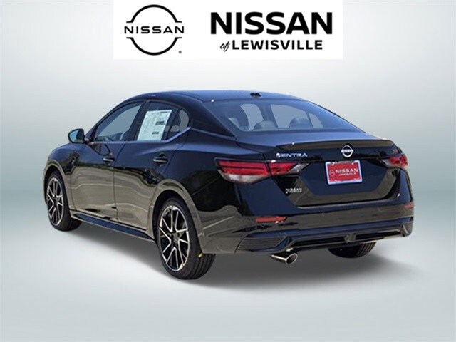 2025 Nissan Sentra SR photo 2