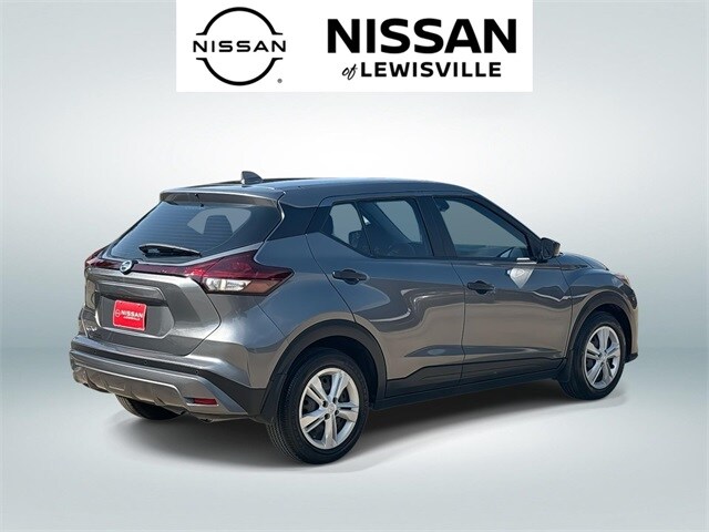 2021 Nissan Kicks S photo 3