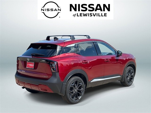 2026 Nissan Kicks SR photo 3