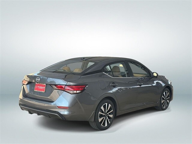 2025 Nissan Sentra SV photo 3
