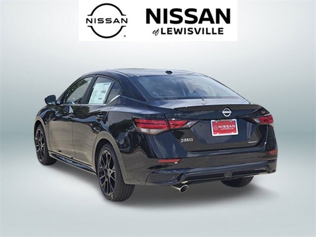 2025 Nissan Sentra SR photo 3