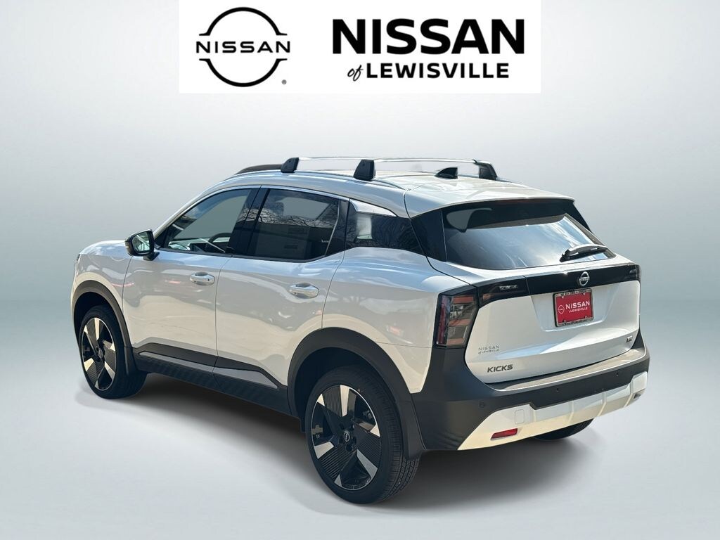 New 2026 Nissan Kicks SR SUV