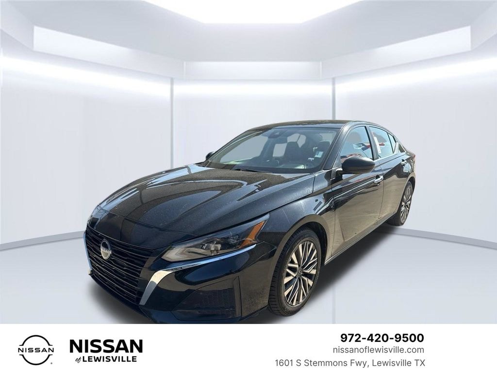 Certified 2025 Nissan Altima SV Sedan