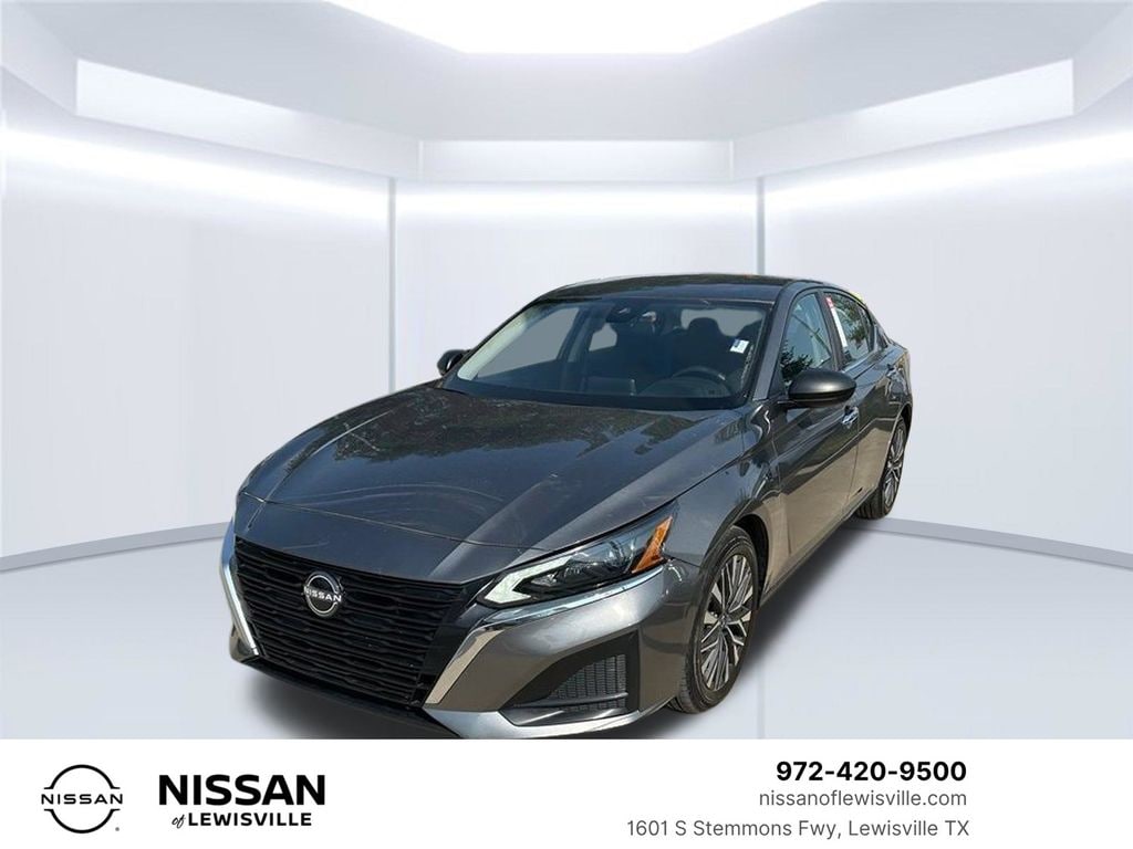 Certified 2025 Nissan Altima SV Sedan