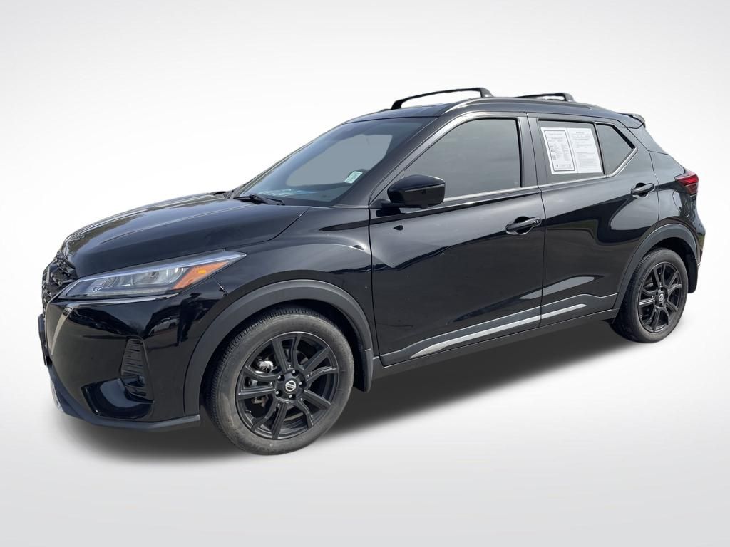2021 Nissan Kicks SR