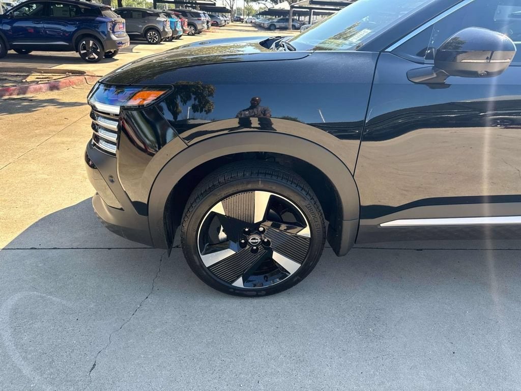 2026 Nissan KICKS SR - Photo 8