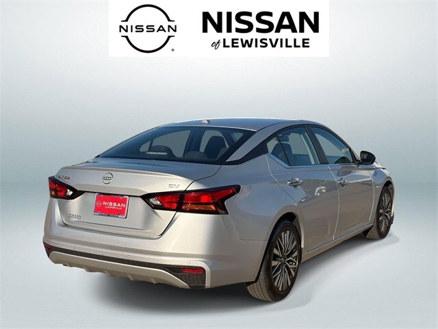 2024 Nissan Altima 2.5 SV photo 3