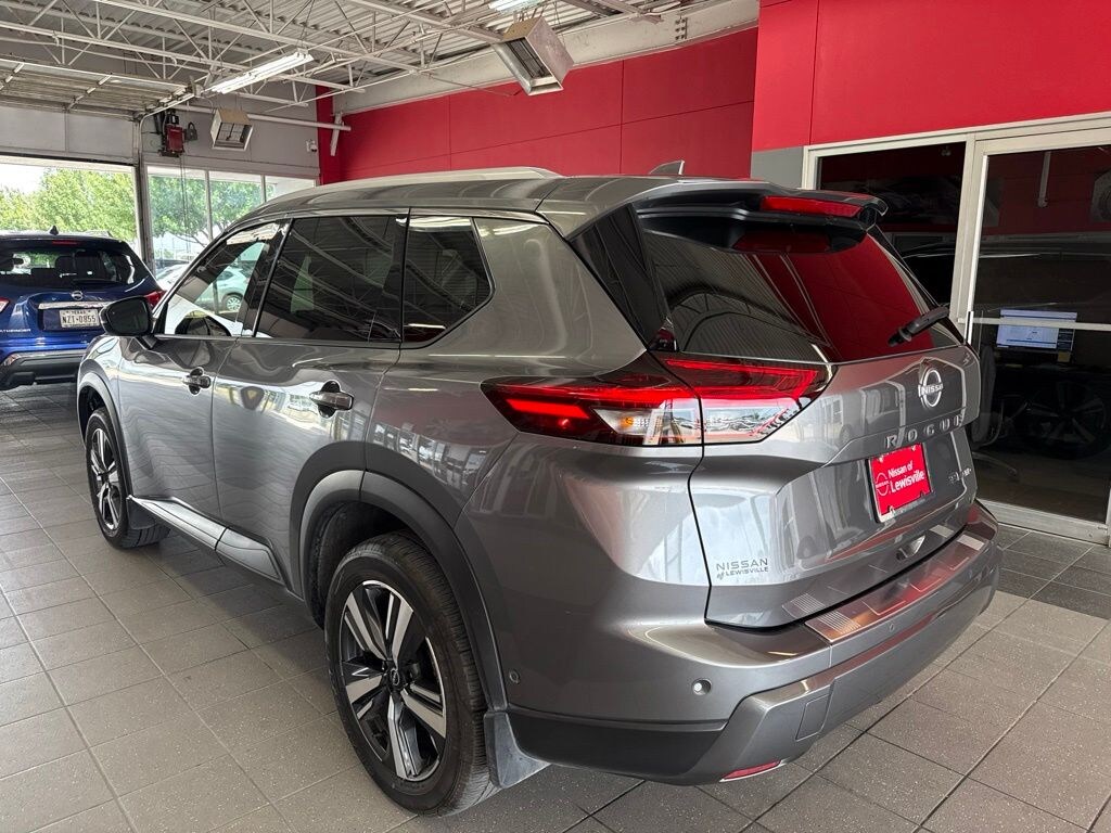 Certified 2025 Nissan Rogue SL SUV