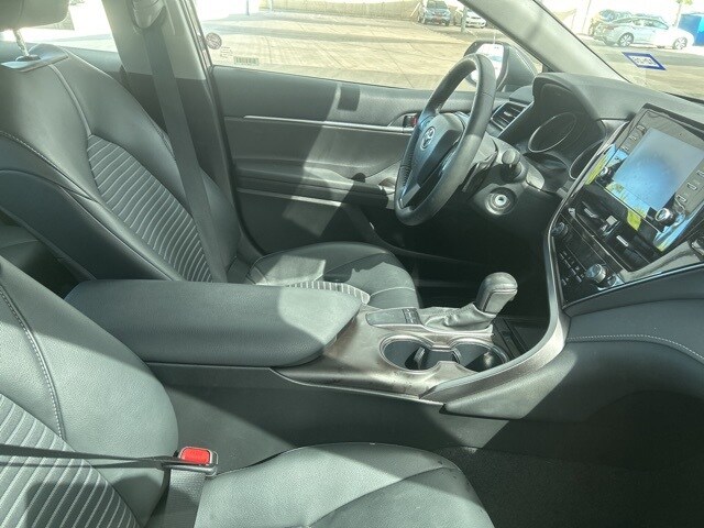 2024 Toyota Camry SE photo 3