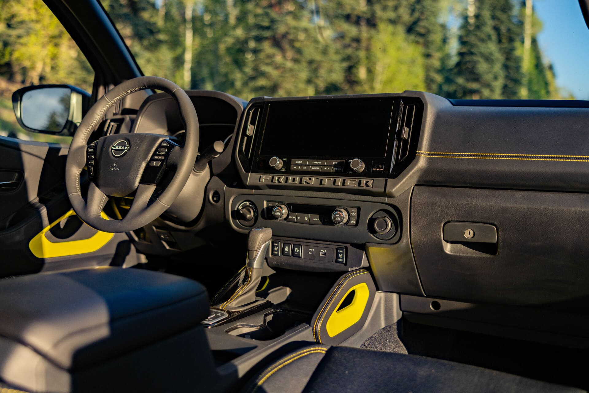 2027 Nissan Frontier technology and infotainment