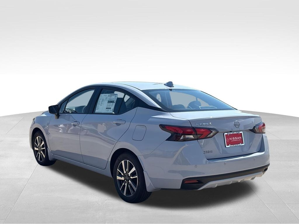 New 2025 Nissan Versa 1.6 SV Sedan