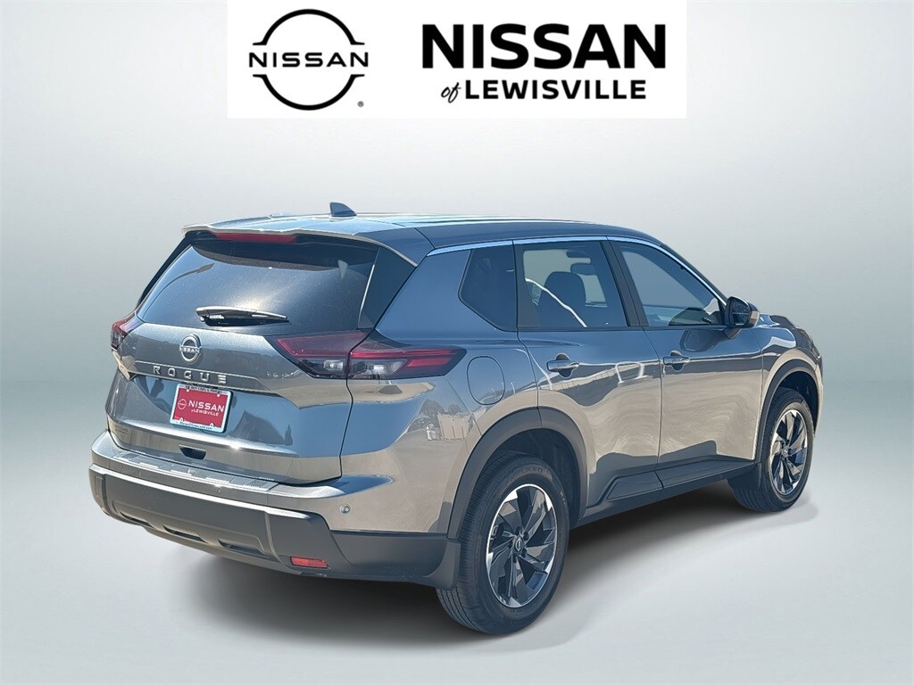 2026 Nissan Kicks SR photo 3