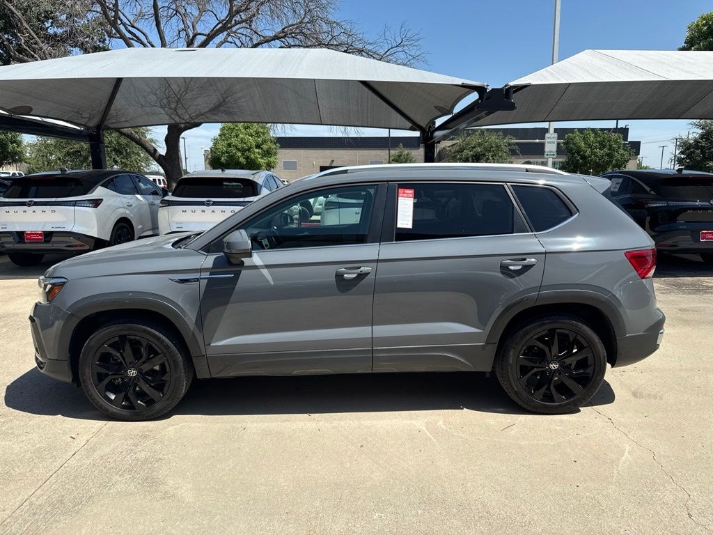Used 2022 Volkswagen Taos 1.5T SE 4MOTION SUV