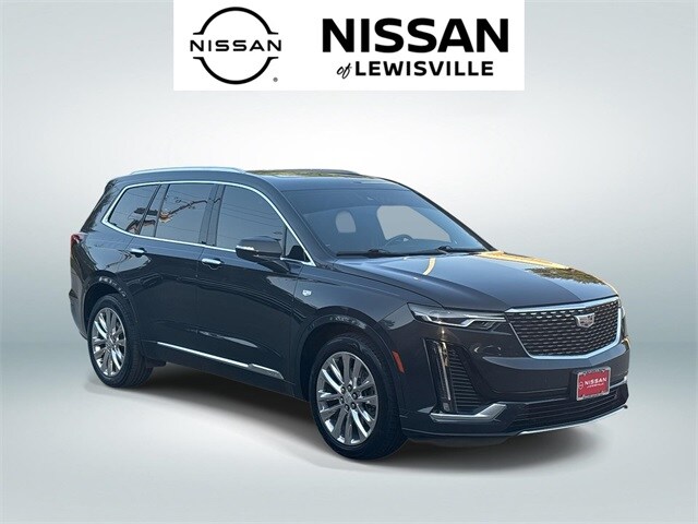 2022 Cadillac XT6 Premium Luxury photo 2