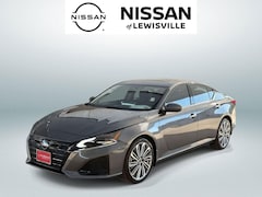2025 Nissan Altima SL Sedan