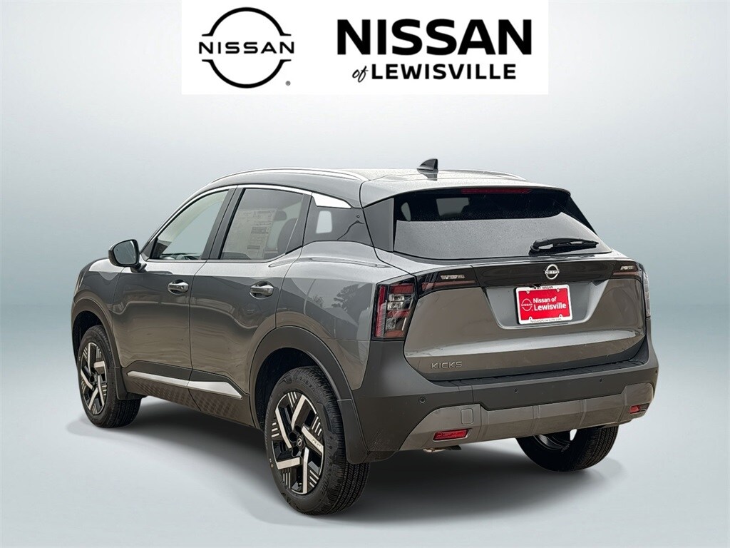 2026 Nissan Kicks SV photo 3