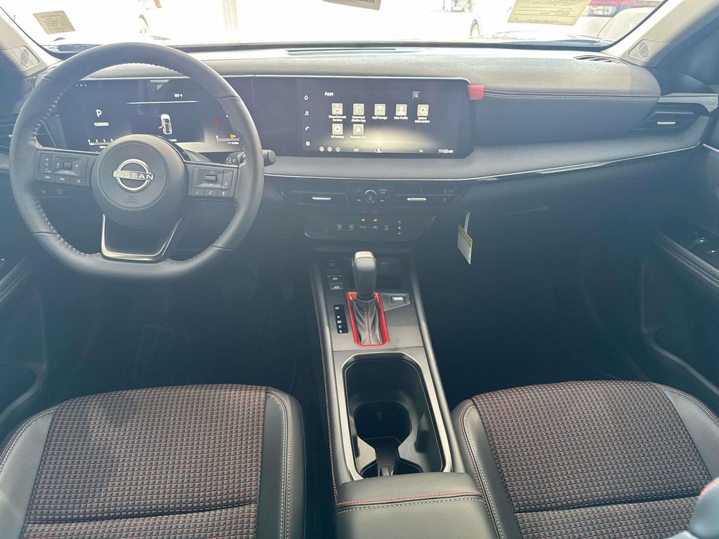 2026 Nissan KICKS SR - Photo 17