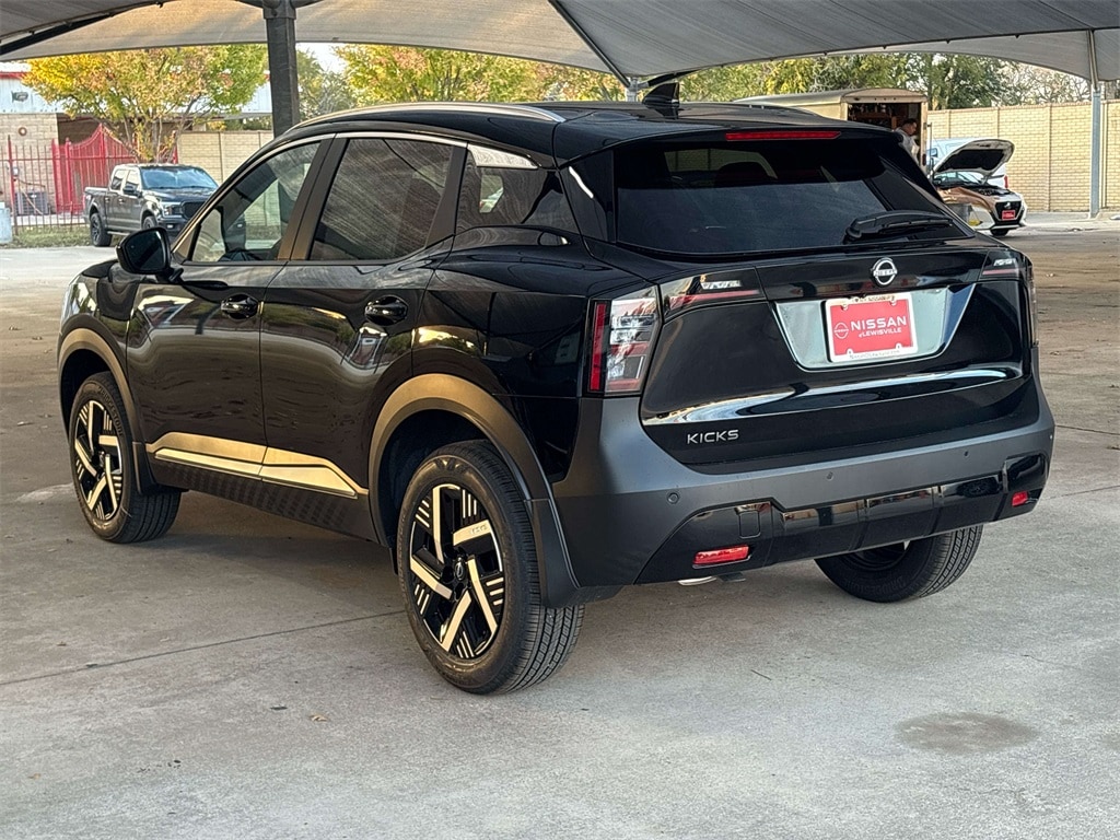 New 2026 Nissan Kicks SV SUV