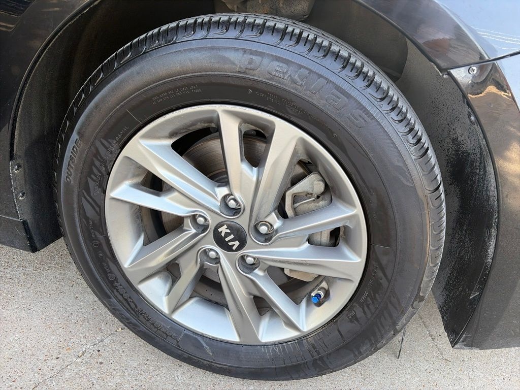 Used 2019 Kia Optima LX Sedan