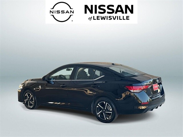 2024 Nissan Sentra SV photo 4