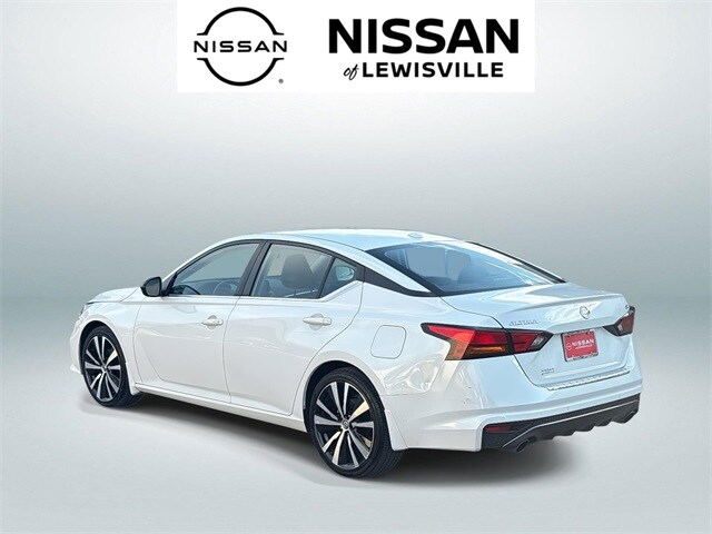 2022 Nissan Altima 2.5 SR photo 4