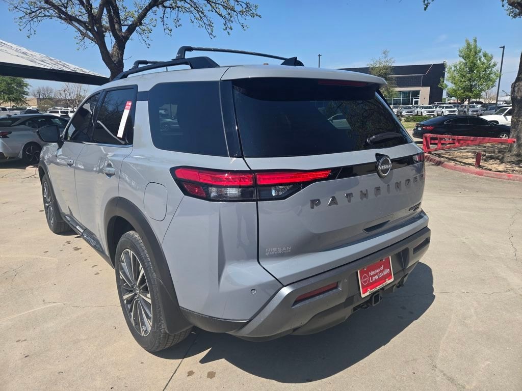 New 2026 Nissan Pathfinder Platinum SUV