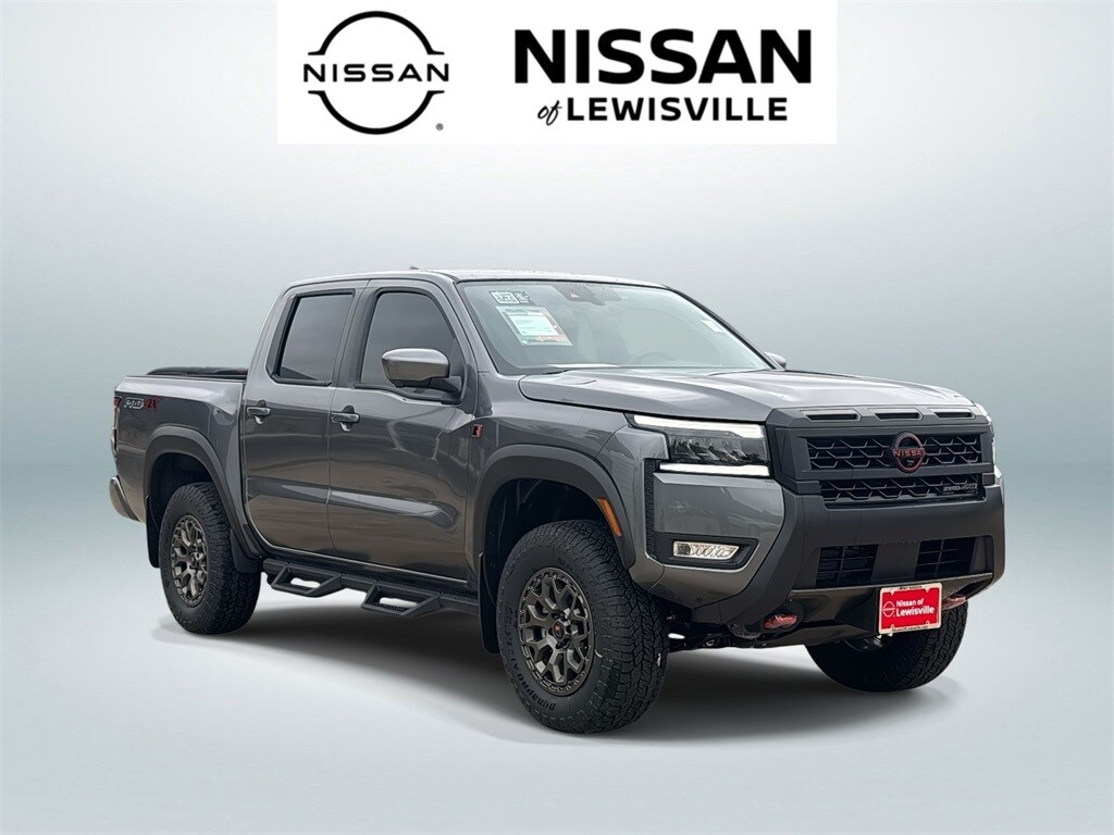 2026 Nissan Frontier PRO-4X photo 2