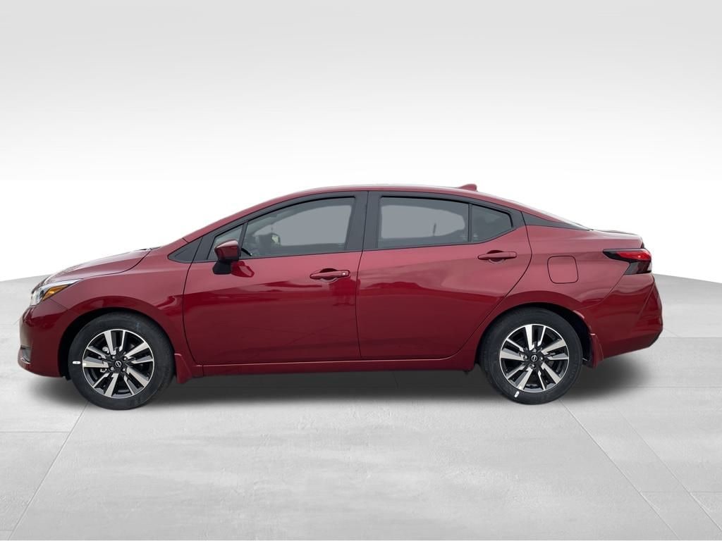 New 2025 Nissan Versa 1.6 SV Sedan