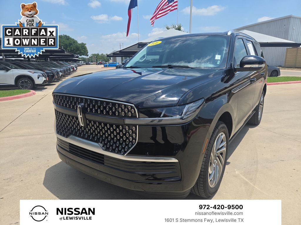 2026 Lincoln Navigator Reserve 4WD's photo