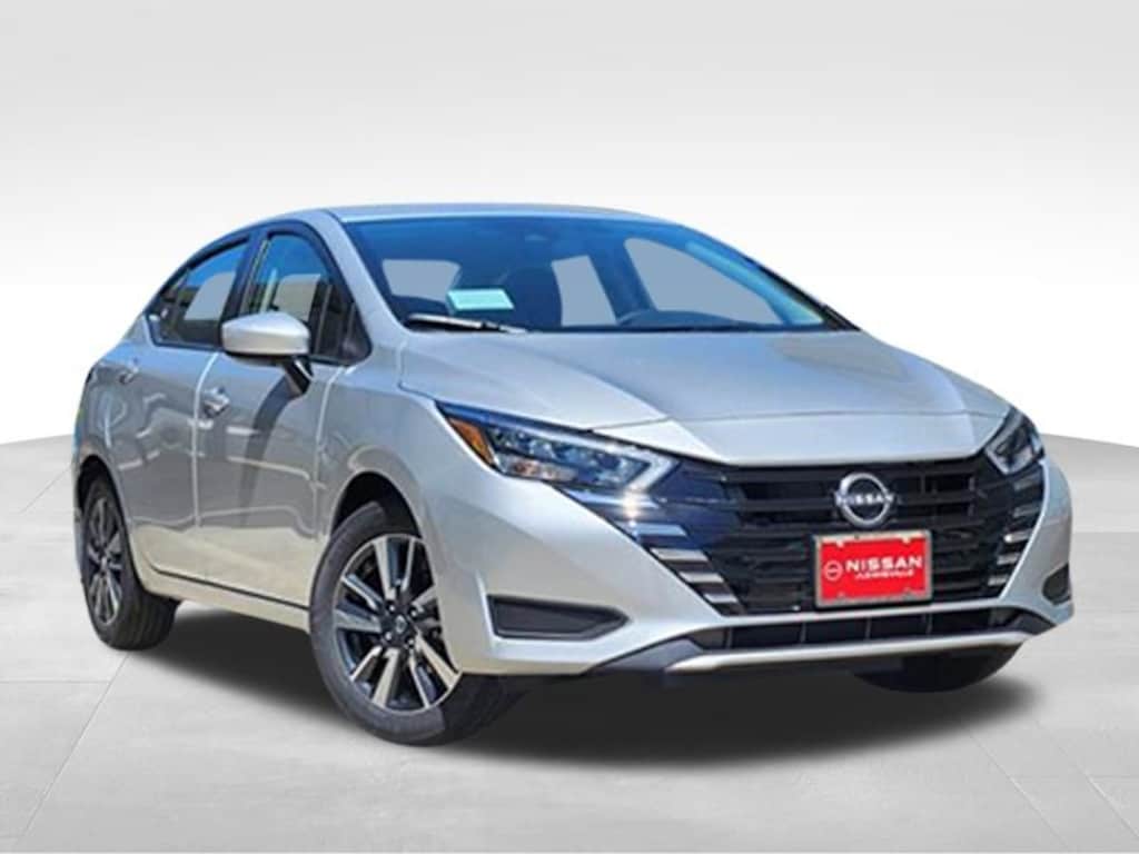 New 2025 Nissan Versa 1.6 SV Sedan
