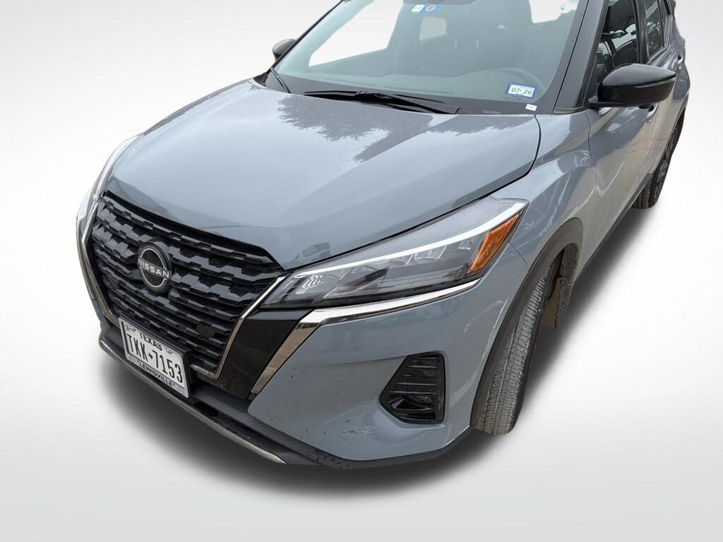 Used 2023 Nissan Kicks SR SUV