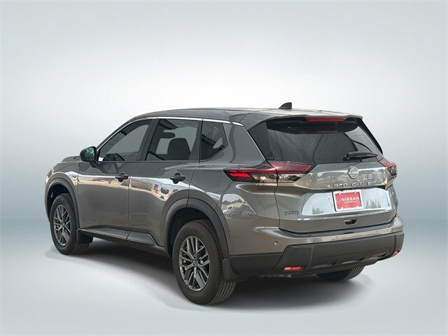 2026 Nissan Rogue S photo 2