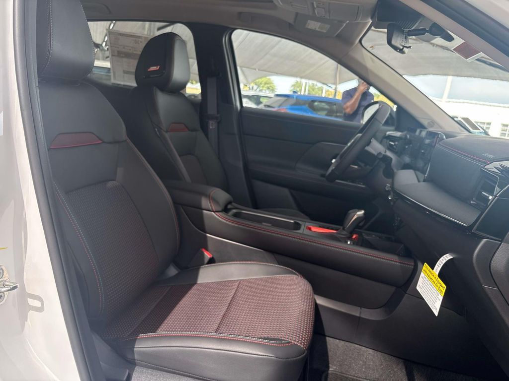 2026 Nissan KICKS SR AWD - Photo 19