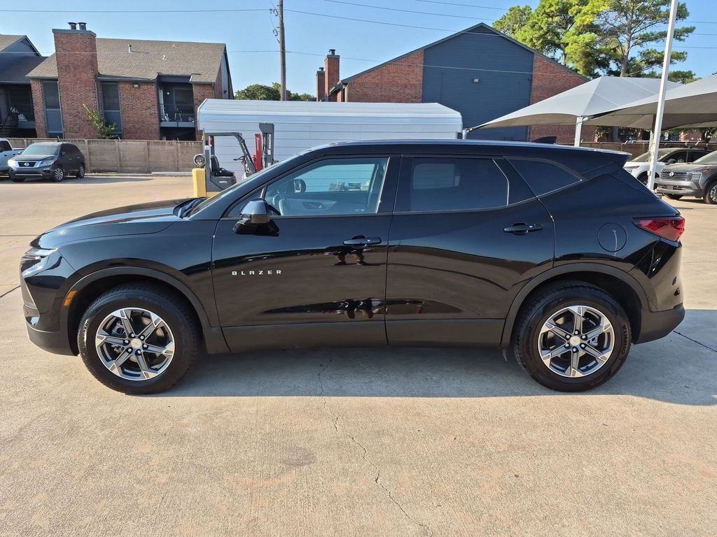 Used 2025 Chevrolet Blazer LT w/2LT SUV