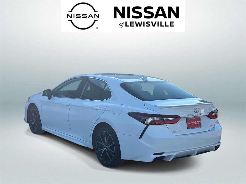 Used 2024 Toyota Camry SE Sedan