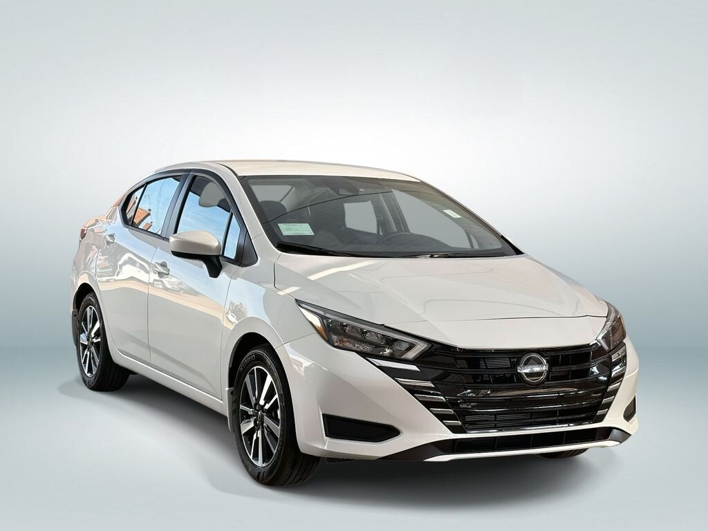 New 2025 Nissan Versa 1.6 SV Sedan