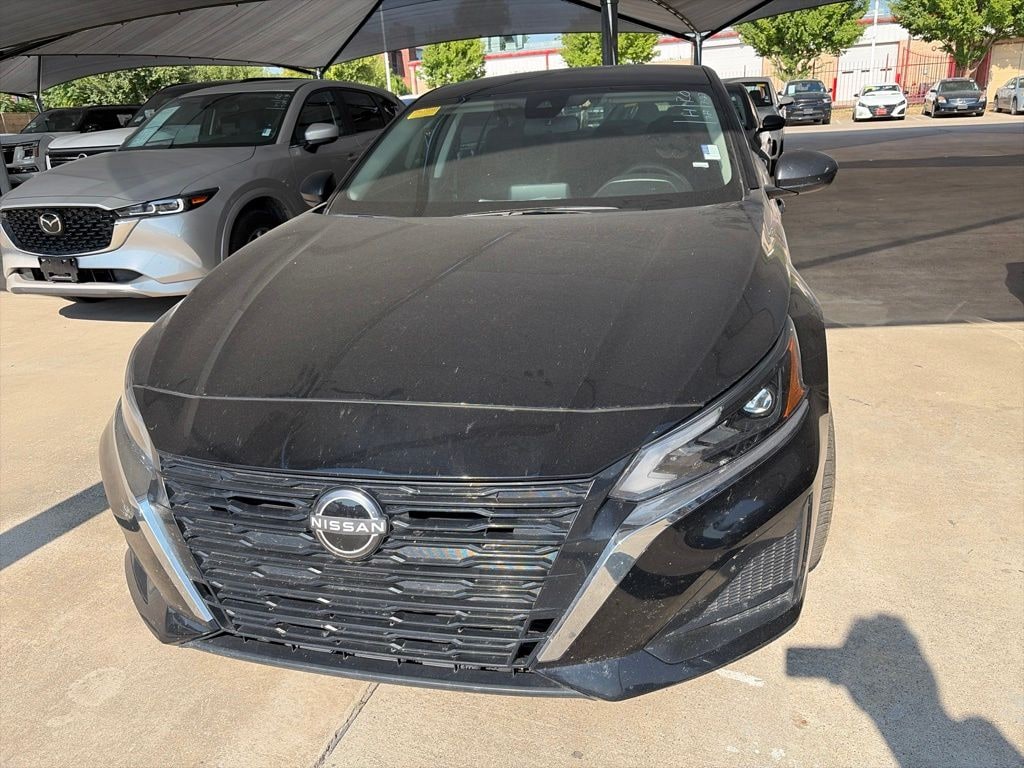 Certified 2025 Nissan Altima SV Sedan