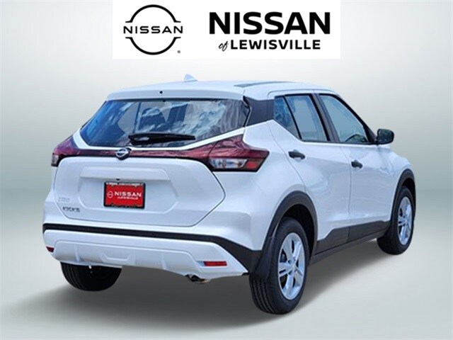 2025 Nissan Kicks Play S photo 2